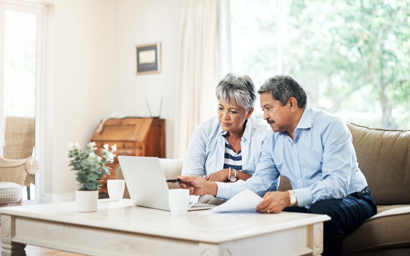 couple looking at laptop